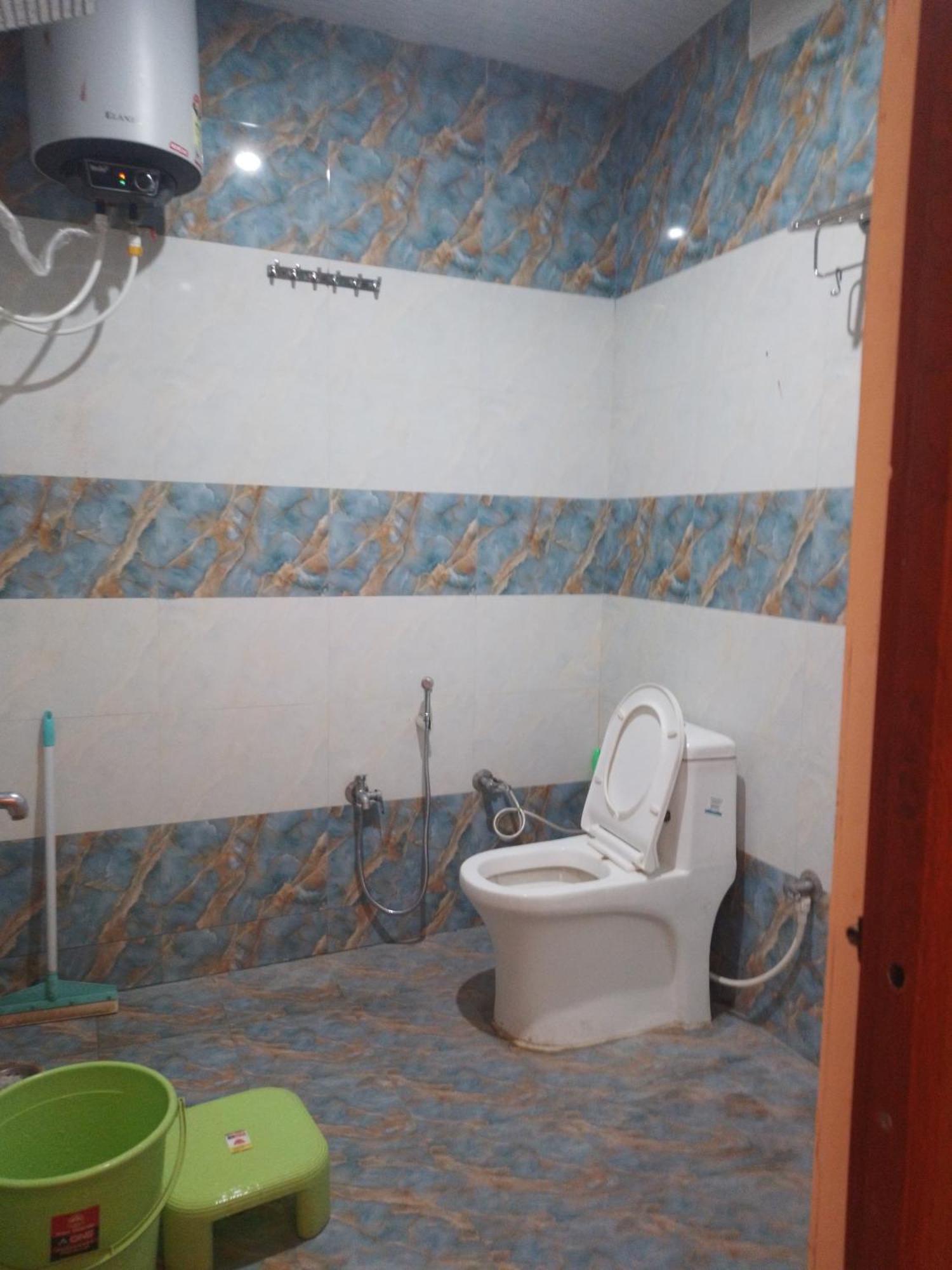 Siyaram Kunj Hotel Ayodhya Екстериор снимка