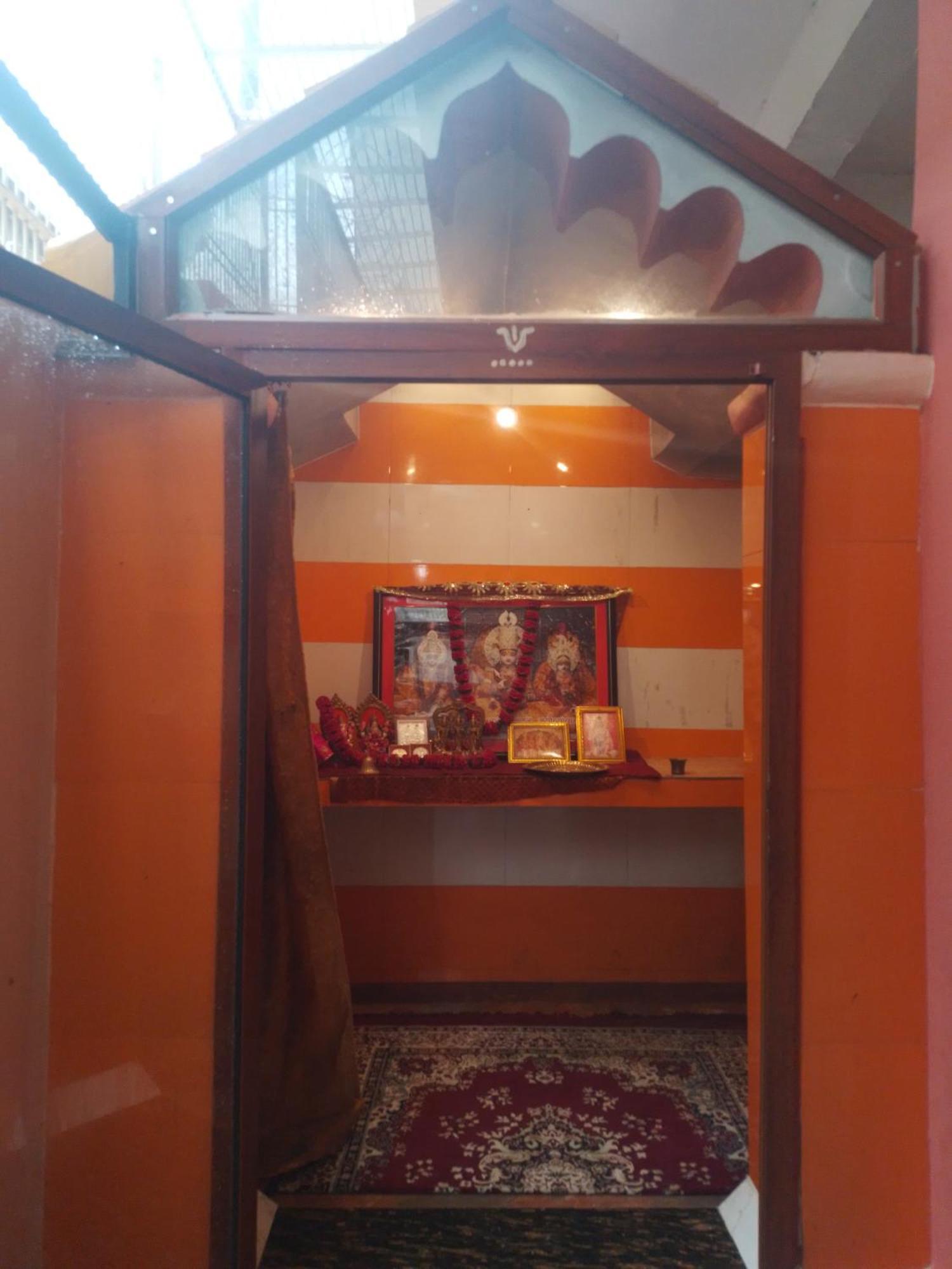 Siyaram Kunj Hotel Ayodhya Екстериор снимка